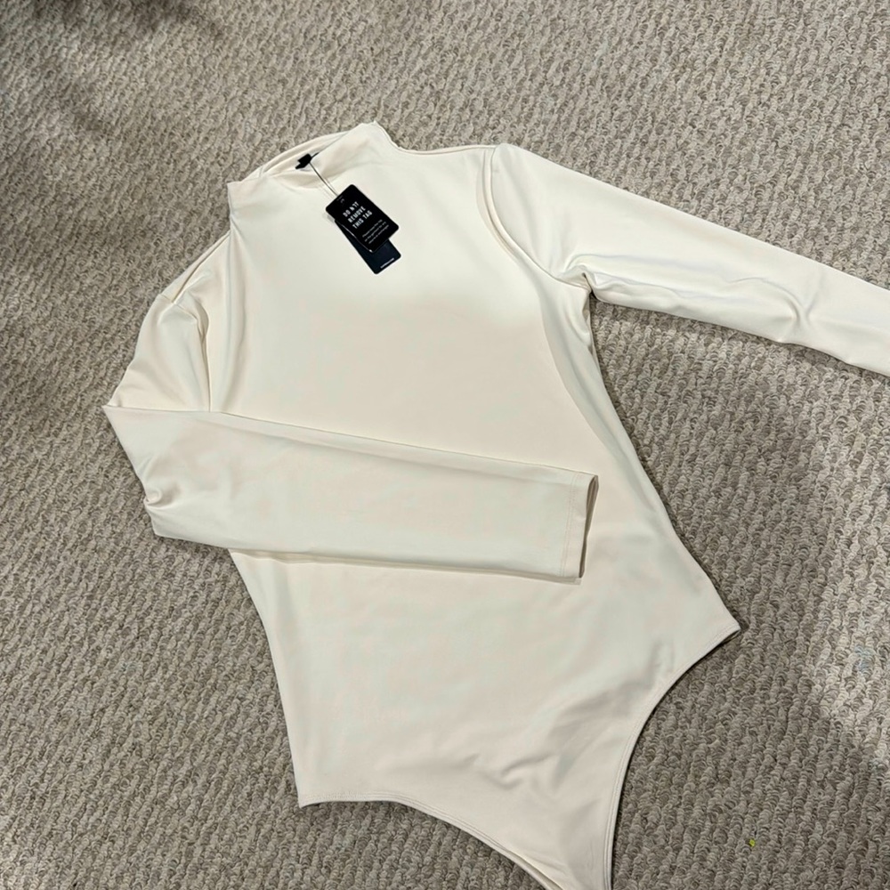 EXPRESS High compression body contour bodysuit